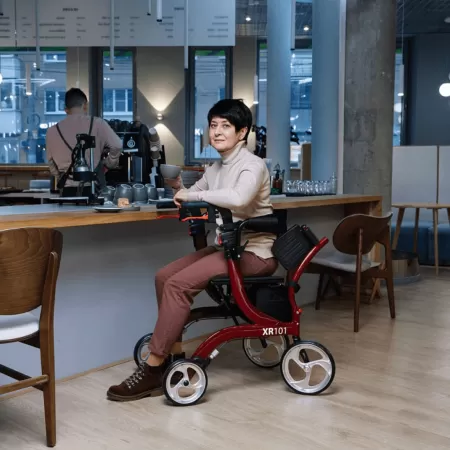 Ходунки-роллаторы ORTONICA XR101 с функцией трансформации в кресло-каталку, черные