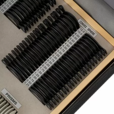 Набор на 158 пробных очковых линз Армед в пластиковой обойме с оправой без поверки 