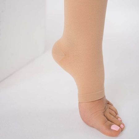 Гольфы компрессионные Evolution ТК.910 унисекс 1 класс компрессии с открытым носком цвет бежевый