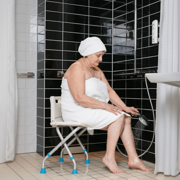 Стул для ванны Ortonica Lux-600 складной